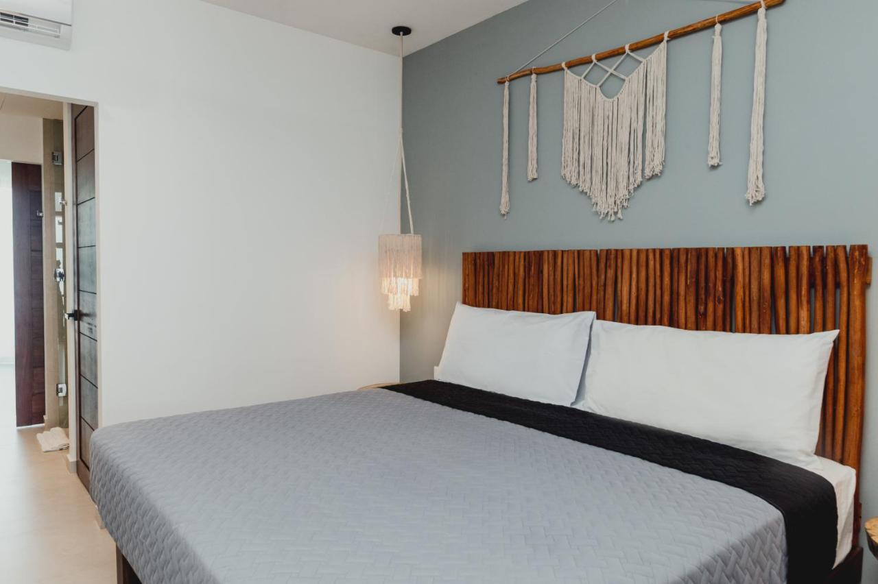 Phantom Suites Playa del Carmen Esterno foto
