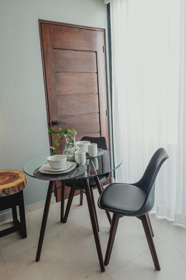 Phantom Suites Playa del Carmen Esterno foto