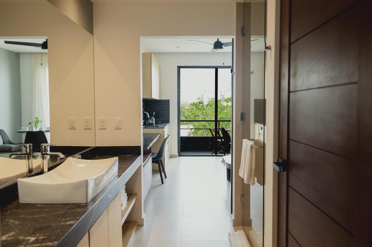 Phantom Suites Playa del Carmen Esterno foto