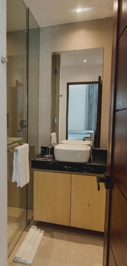 Phantom Suites Playa del Carmen Esterno foto